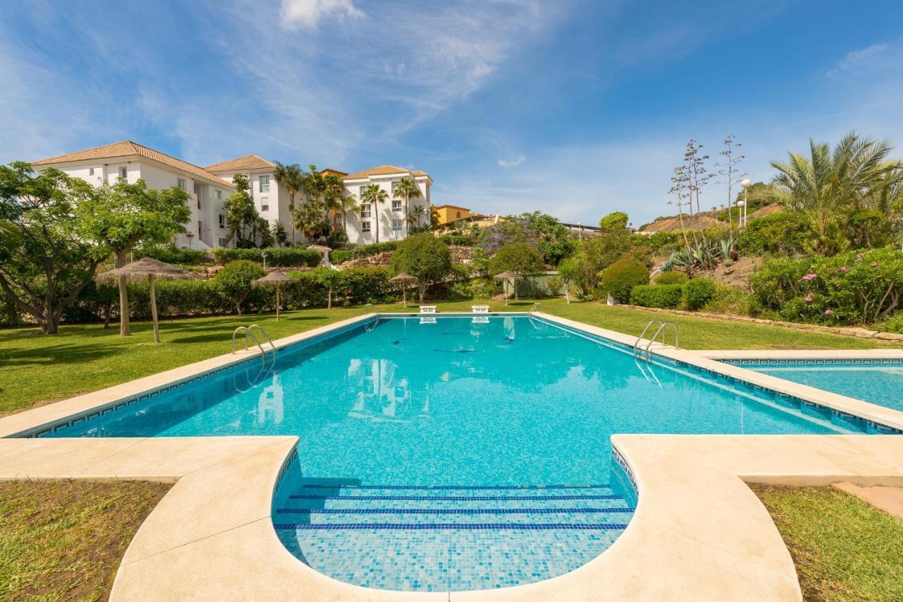 Cozy Townhouse Selwo Villa เอสเตโปนา ภายนอก รูปภาพ