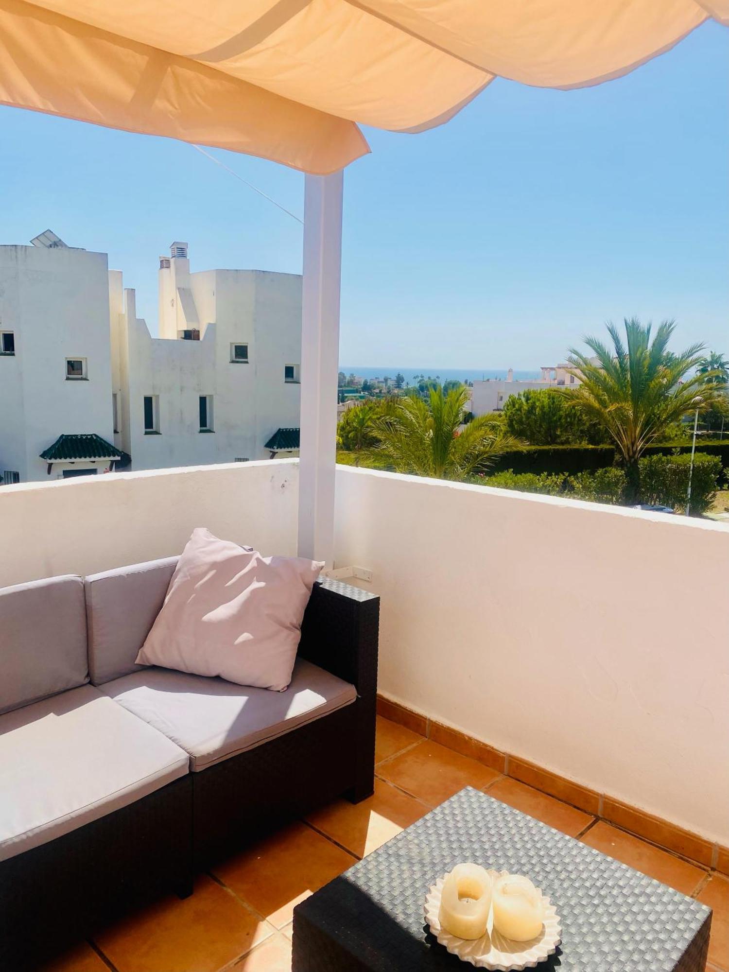 Cozy Townhouse Selwo Villa เอสเตโปนา ภายนอก รูปภาพ