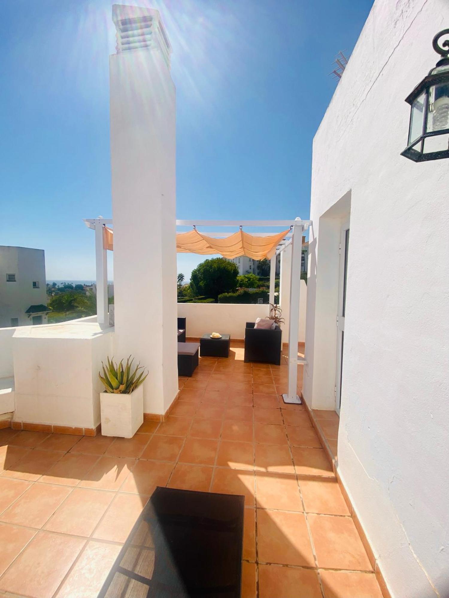 Cozy Townhouse Selwo Villa เอสเตโปนา ภายนอก รูปภาพ